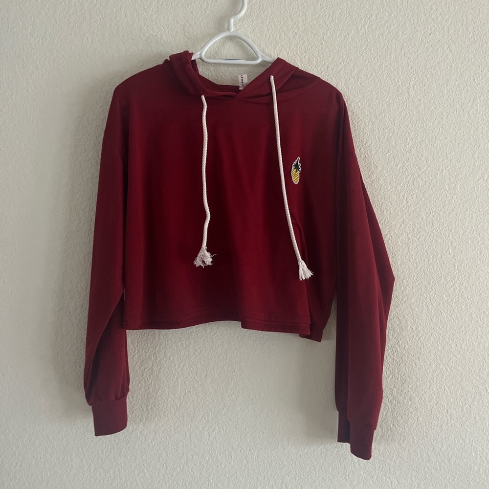 MAROON CROPPED HOODIE